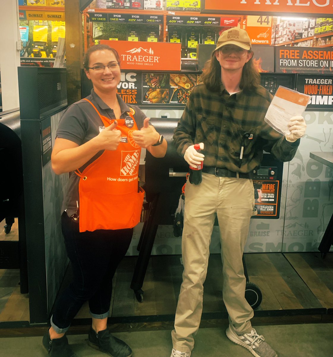 Molly Walsh (@mollywalsh_thd) on Twitter photo “I quit sherwin-Williams and am giving you my business because of that paint associate.” Cooper does an amazing job with our pro customers and we hear this a lot because of how awesome he is!! Thank you Cooper!! #OnePaint “I quit sherwin-Williams and am giving you my business because of that paint associate.” Cooper does an amazing job with our pro customers and we hear this a lot because of how awesome he is!! Thank you Cooper!! #OnePaint