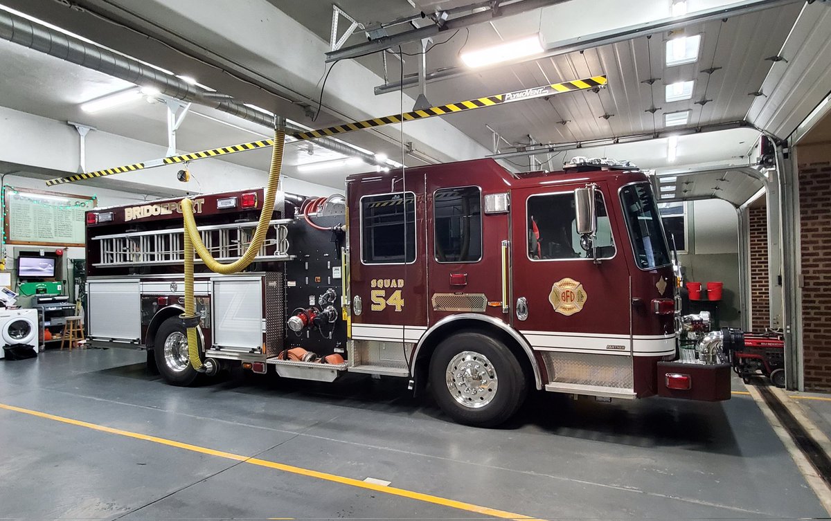 lvltc97's tweet photo. My first pictures of @GoodwillFire32 Engine 32-1 and Utility 32 as Squad 54 and Traffic 54 @Zachary51690180 @eng32ine1 @rotondo_nick @DenOrangers @Recupido17 @EastCoastAlert @EmergMgt @CrabbyMilton @ESV911 @KMEFire @mikeyb4746 @PerkiomenFire @PeteBannan https://t.co/Zktlrl5Cn5