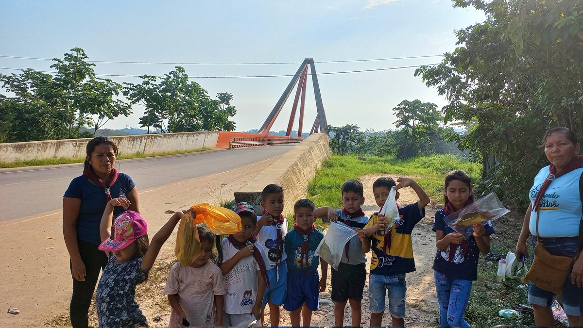 Caminata con nuestro club de Aventureros #PuertoInca 
<a href="/PrDanielArana/">Pr. Daniel Arana</a> <a href="/Pr_midhuart/">Midhuart Montesinos </a> @mcoaugarte <a href="/PrEudisVasquez/">Eudis Vásquez 📖</a>