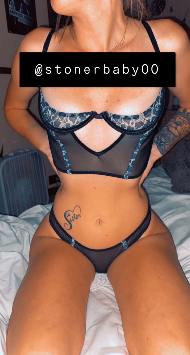 stoner_babi's tweet photo. #onlyfans #onlyfansgirl #Subscribe #submissivehotwife #peggingcouple  #Sellingcontent #ContentCreator https://t.co/KyI3yNAyH8 Whoever subscribes gets a welcome gift 💦🫶🏼 https://t.co/2o4wVcTb3H