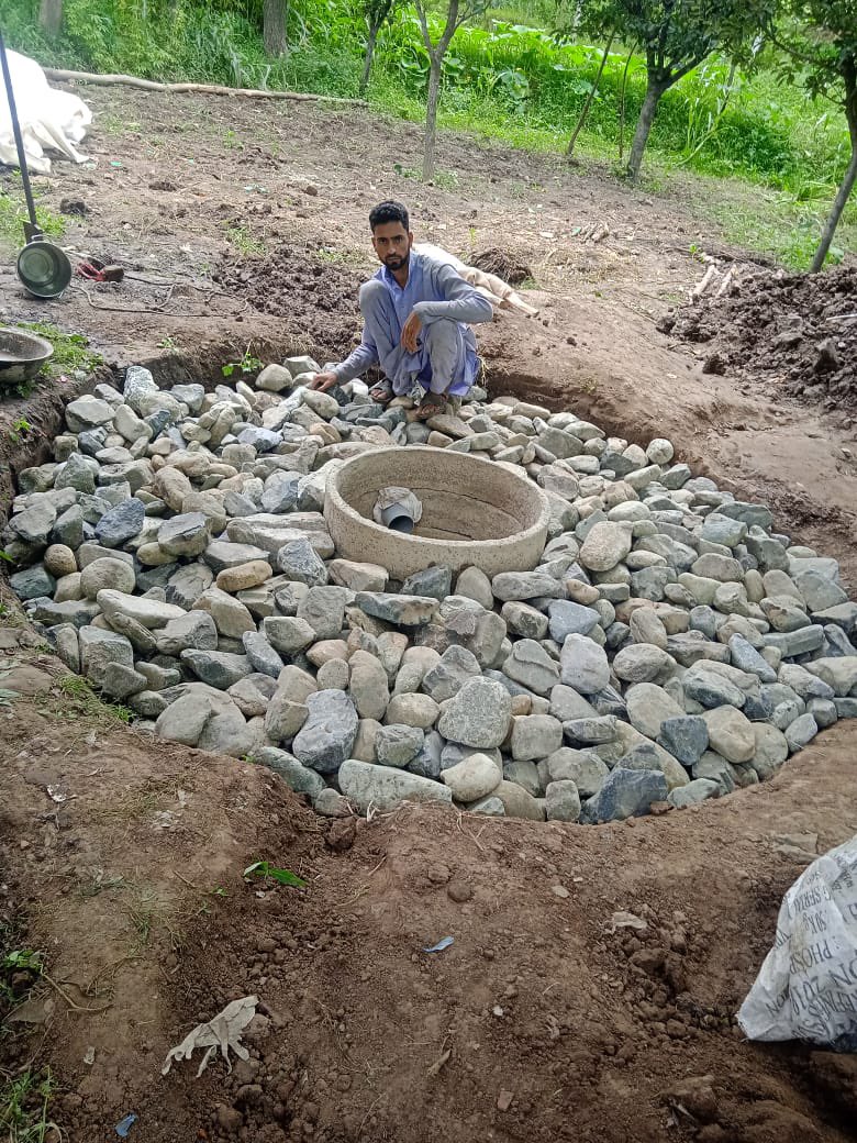 BlockKhag's tweet photo. Soakage Pits and Compost pits under construction and completed different GPs of Khag. @ACD_BUDGAM_RDD @DC_Budgam @KashmirRdd @dicbudgam @KasNuzhat https://t.co/T0Yvy4TSbu