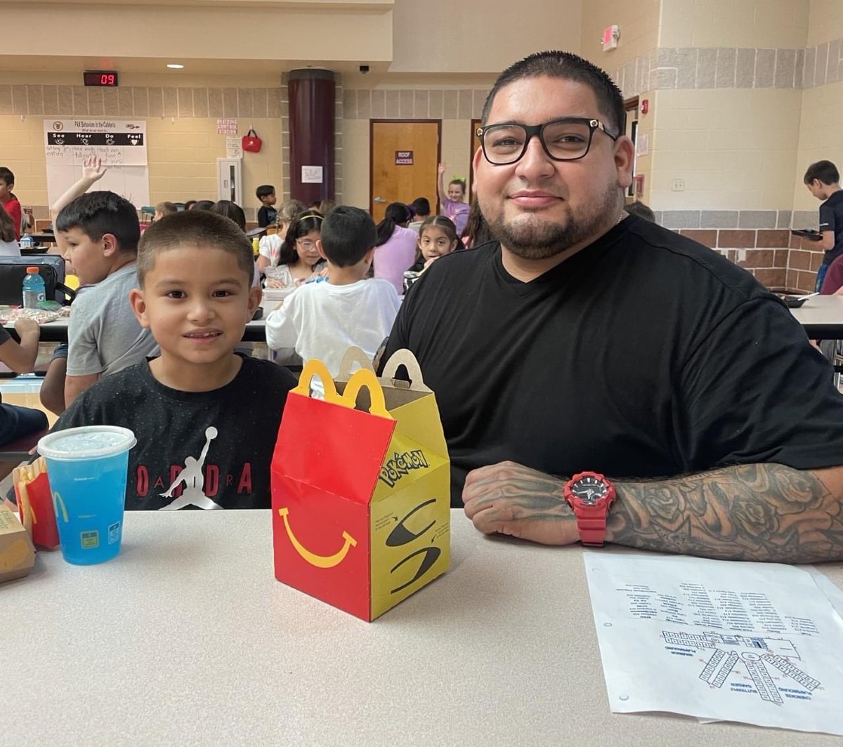 A big thank you to our very first WATCH DOG 🐾 for the year, Mr. Isaiah. Thank you for joining us today!  We enjoyed having you help us out around campus! 

Interested in joining the WATCH D.O.G.S. 🐾 program? Email our parent facilitator at mcastellanos@tmisd.us