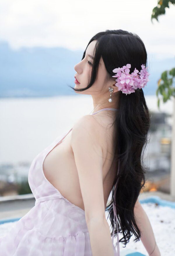 Tsduoduo's tweet photo. 面朝大海春暖花开 https://t.co/zPLE28WRhq