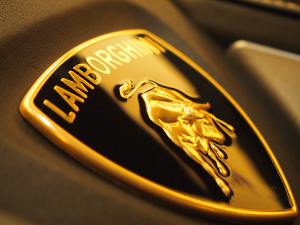 intensive911's tweet photo. ... https://t.co/6KqknbXrCx #LP560-4 #ガヤルド #タイヤ #ランボルギーニ https://t.co/r3lodplsfV
