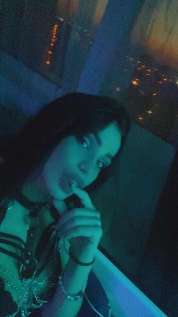 RaniaVibes's tweet photo. Your Goddess is online now! Take a look at her, you will fall in love! Mistress

▶️https://t.co/9ifsO5vWlA https://t.co/WLWm4xGD1u