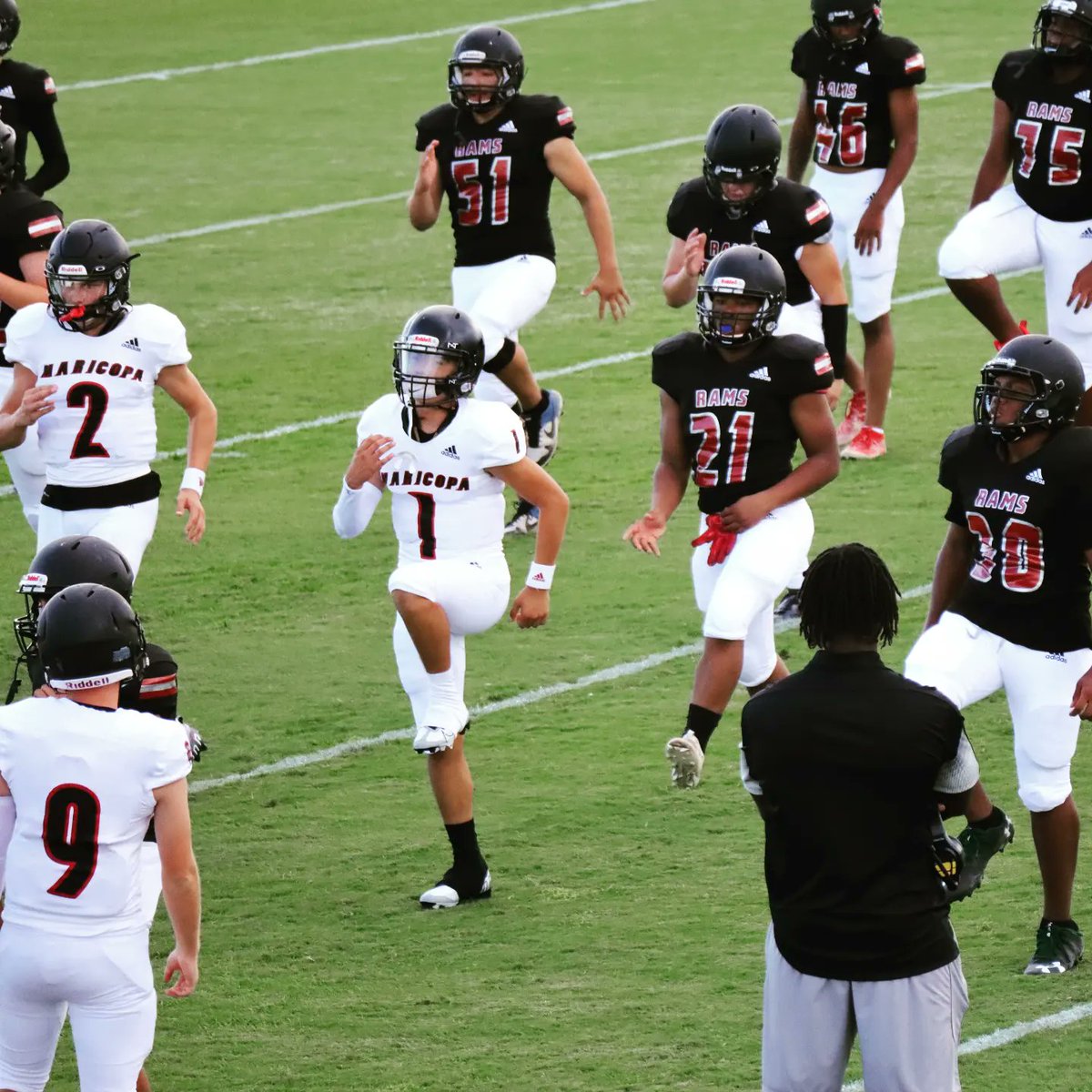Had a great opportunity to learn from the varsity squad at yesterday's scrimmage.🏈💯