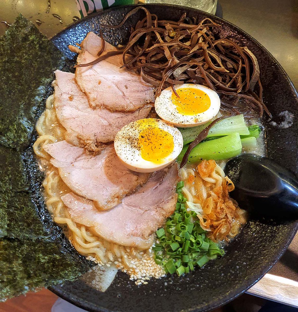 RamenSaigon's tweet photo. DAIICHI RAMEN – PHÁ ĐẢO MÓN ĂN NGON QUẬN BÌNH THẠNH

Tìm hiểu thêm: https://t.co/WaemMo9JJB https://t.co/kmGsr3Ev5g