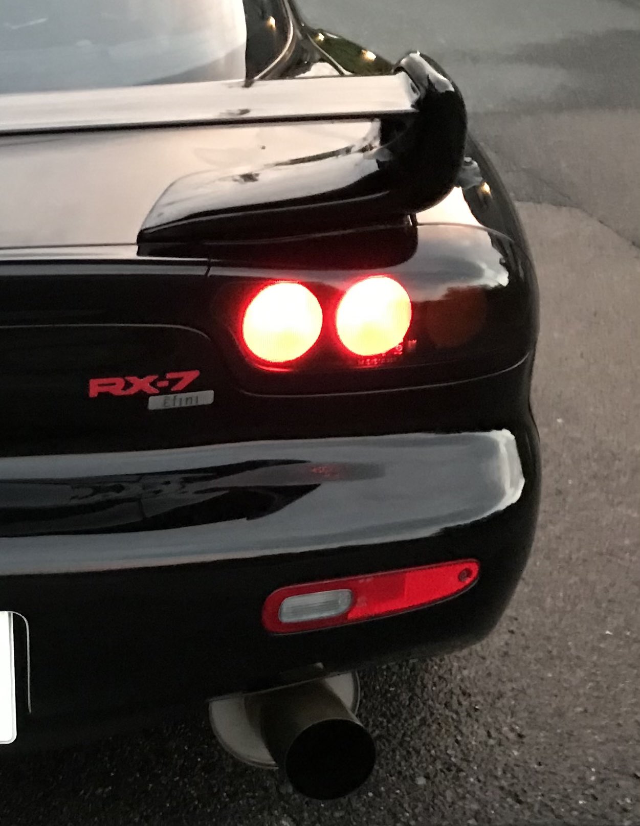 マツダRX7 FD3S 前期テール オンライン売れ済 自動車・オートバイ