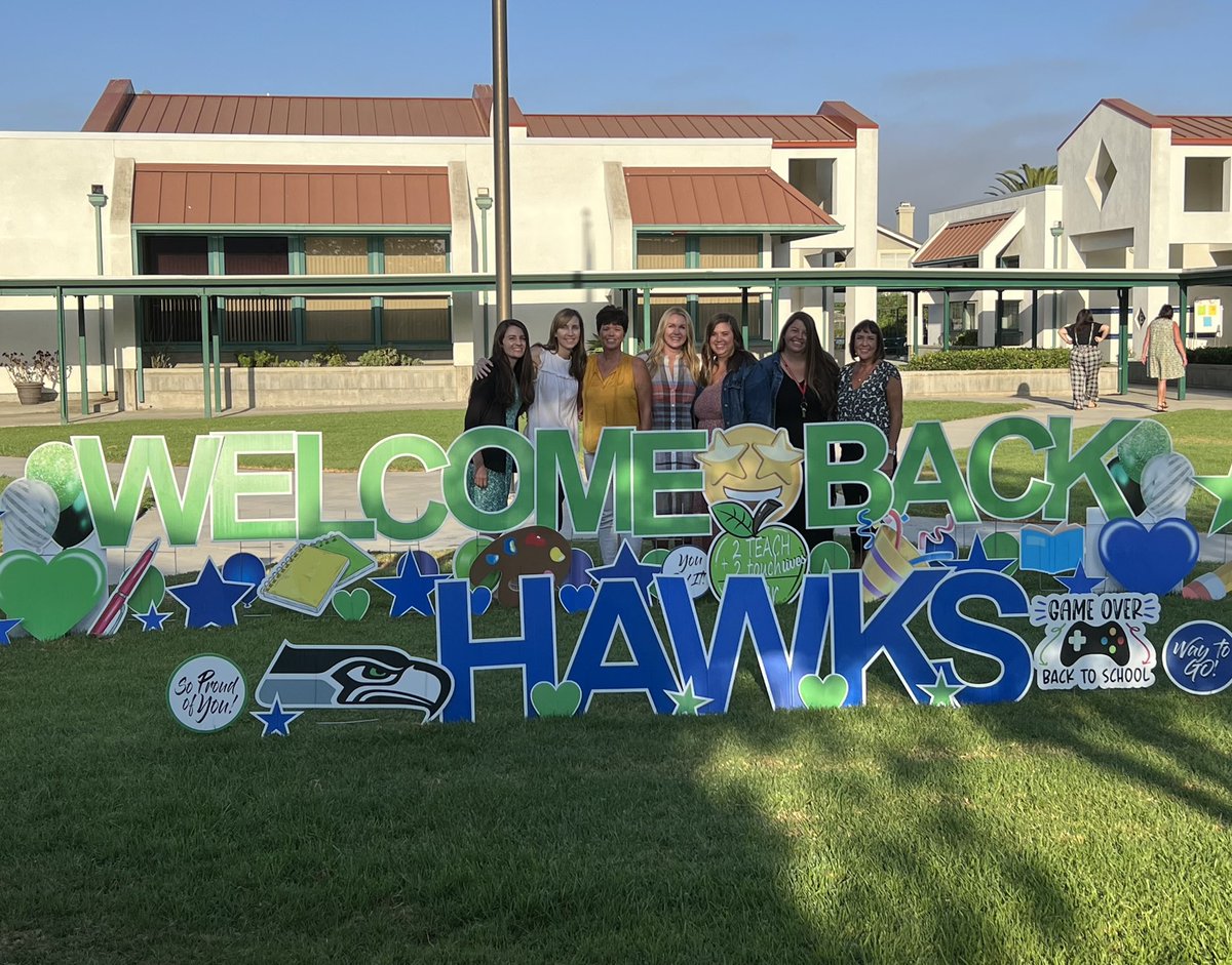 MrsRamosTK's tweet photo. Happy first day of school from our awesome TK/K team and family ♥️@TLSHawks @PVSDCamarillo https://t.co/M9GBRwj5dd