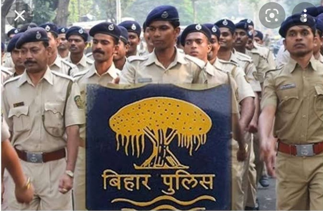 KaviKkw's tweet photo. #Bihar_police_merit_do 
@NitishKumar @yadavtejashwi 
Merit do Merit do https://t.co/Ln5ZWVAis0