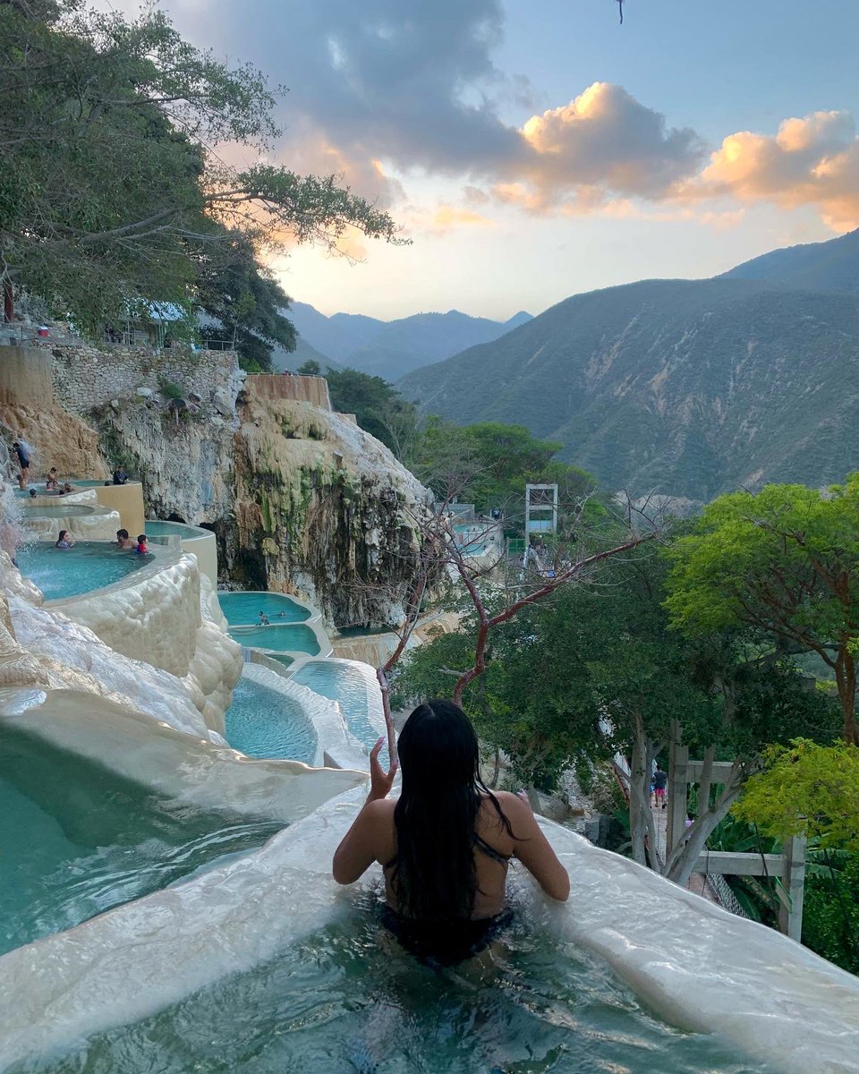 _juhnett's tweet photo. Grutas de Tolantongo 🇲🇽⛰💙 https://t.co/nTfnl59xV9