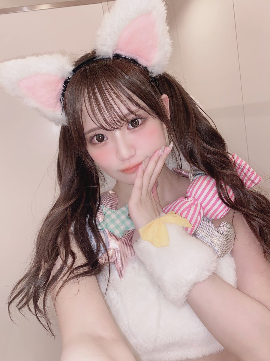 MYUMYU_48's tweet photo. 𓏸𓈒  おはみゅん  𓈒𓏸    🪄

リアルお話し会 オンラインお話し会
の受付が 今日お昼12:00〜 start ⭐️

〆切は 明日26日のお昼12:00まで❕

オンライン▫️https://t.co/FafRg3Ppnp

リアル▫️https://t.co/9SIgj7v0L8

常連さん 新規さん お久しぶりの方も
会いにきてにゃ ^ ̳ᴗ ̫ ᴗ ̳^ ♡ https://t.co/EJDWvfiB2j