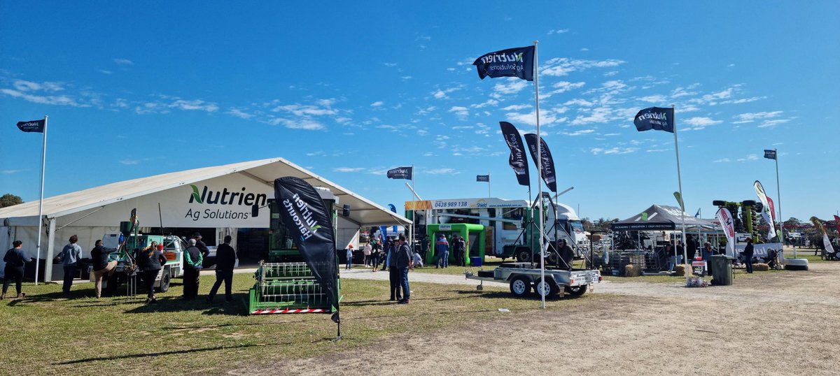 karensmithscl's tweet photo. Great day for a field day here at Dowerin Machinery Field Days. Catch us at site #161 #seedshield @NutrienWAagri @DowerinFieldDay https://t.co/Td3iU0cIWq
