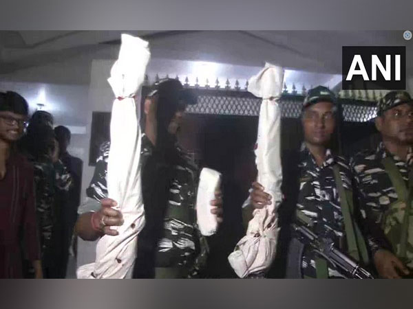 OfficialAiNews's tweet image. ED arrests Ranchi-based businessman Prem Prakash in illegal mining case

#miningcase #EDarrests