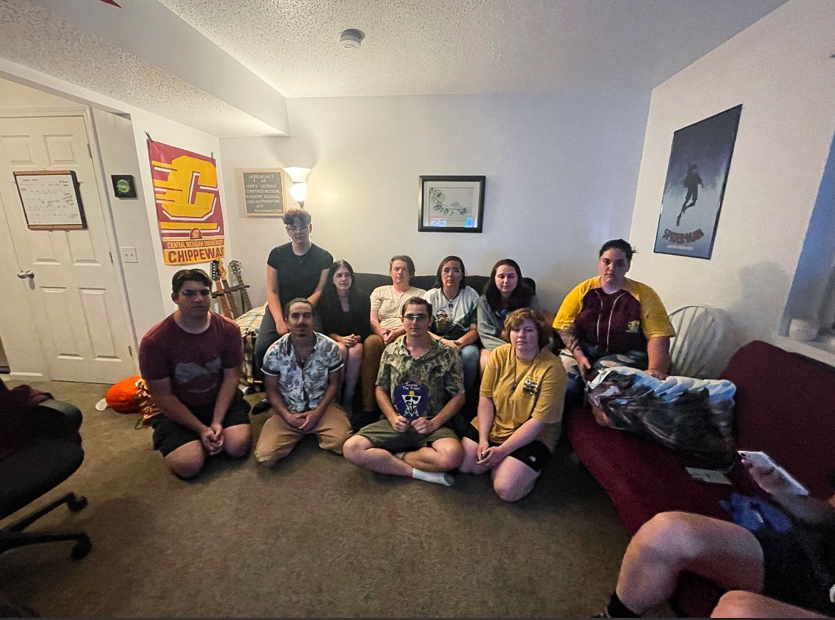 CMU_Gods's tweet photo. Two time consecutive champs😤💪🏼 We had a blast smashing the @CMU_Tubas.
Let’s just not talk about what happened with Prod 😳 https://t.co/bxifFSITUa
