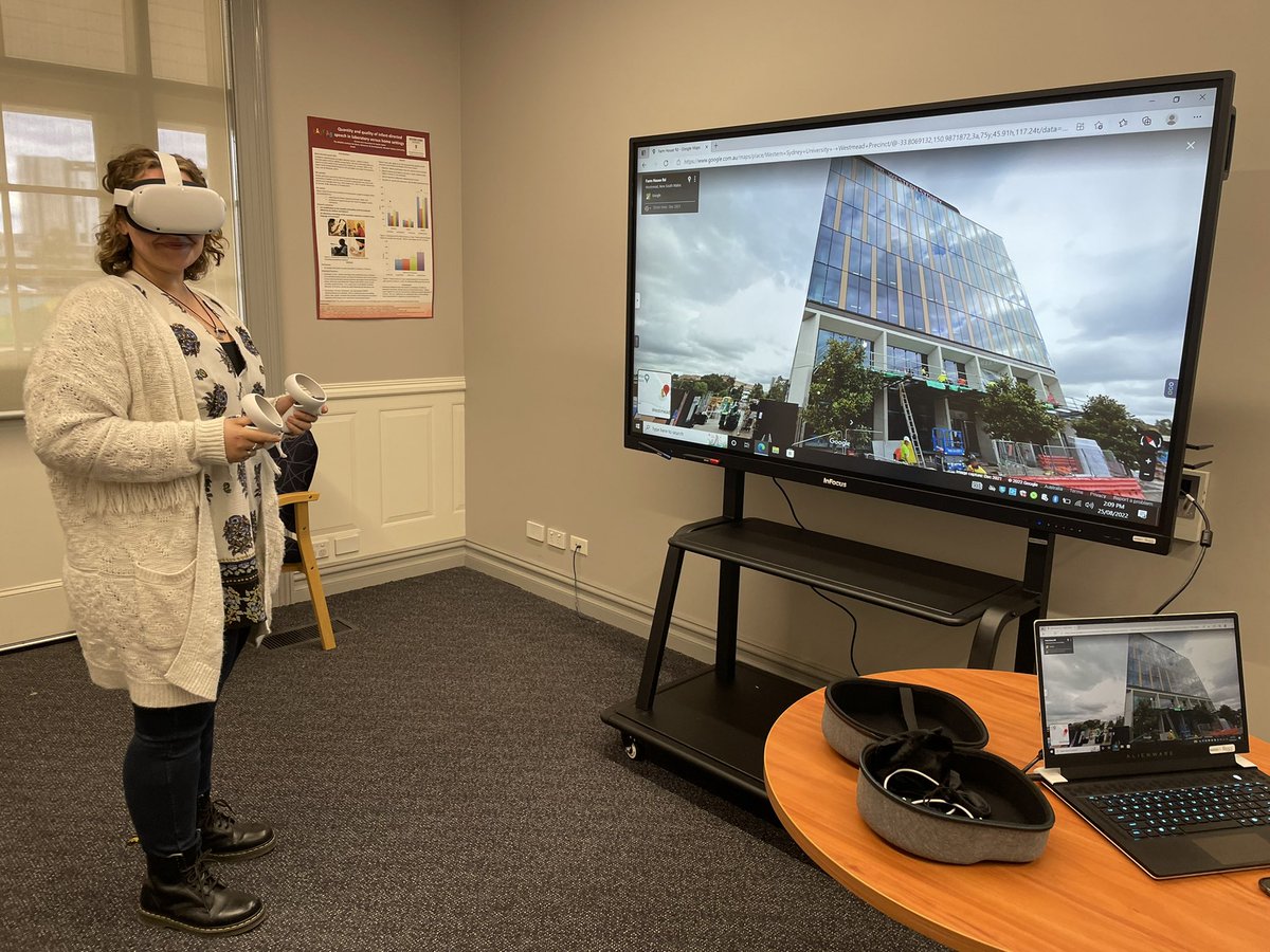 celia_harris's tweet photo. We had some fun today setting up our new kit for immersive reminiscing studies! Gotta love new research toys! New data collection starting soon. @MaddieRadnan @MARCSInstitute #VirtualReality #immersive #autobiographicalmemory #aging https://t.co/O1LAznfZIo