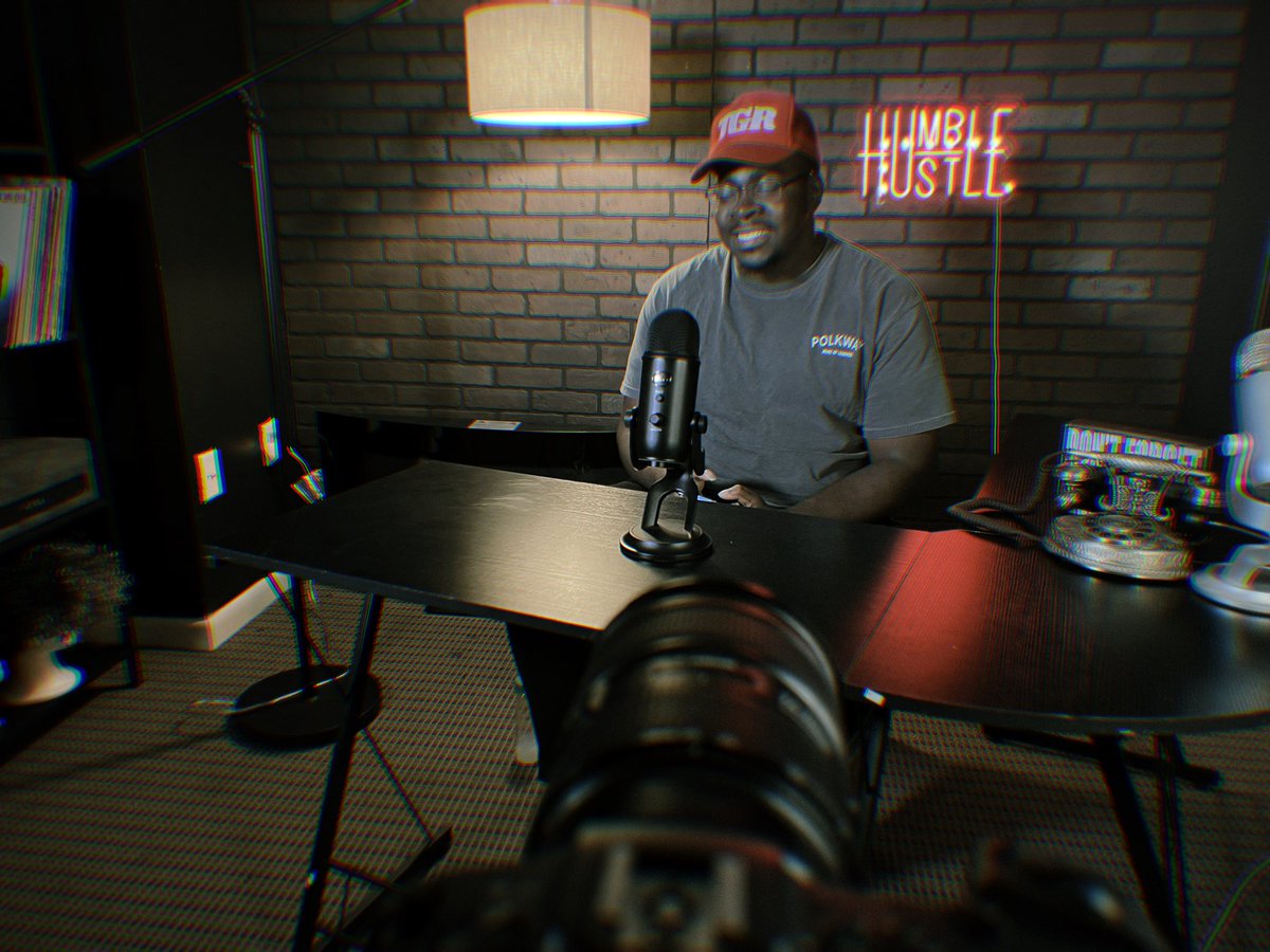 BLUE SUMMERS, DUH! tweet media