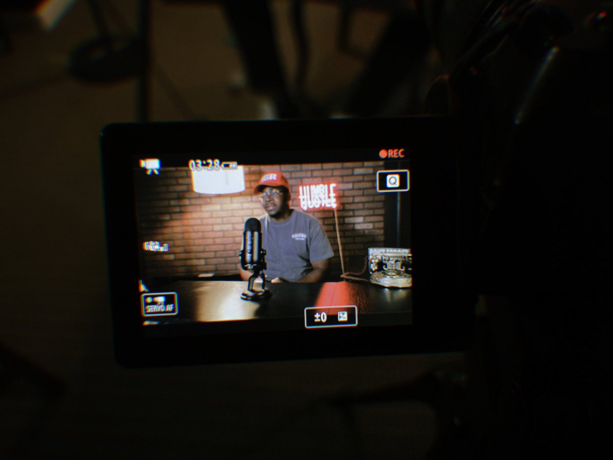 BLUE SUMMERS, DUH! tweet media