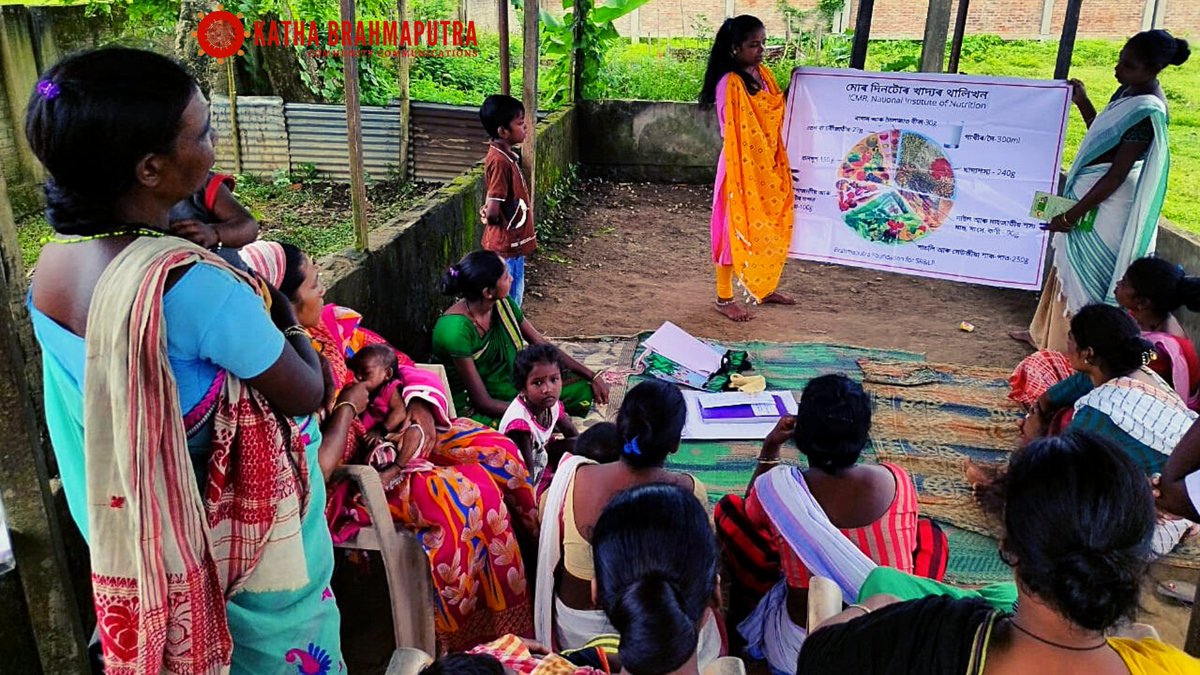 RadioBrahmaput1's tweet photo. NFHS-2019-22, Assam, children aged 6-23 months receiving an #adequatediet is only 8.0%
Accessing the #foodhabits and #foodavailability of our women and children during our nutrition sessions and trying to understand the issues & make them aware of what is actually needed. https://t.co/aS4tZ1BST5