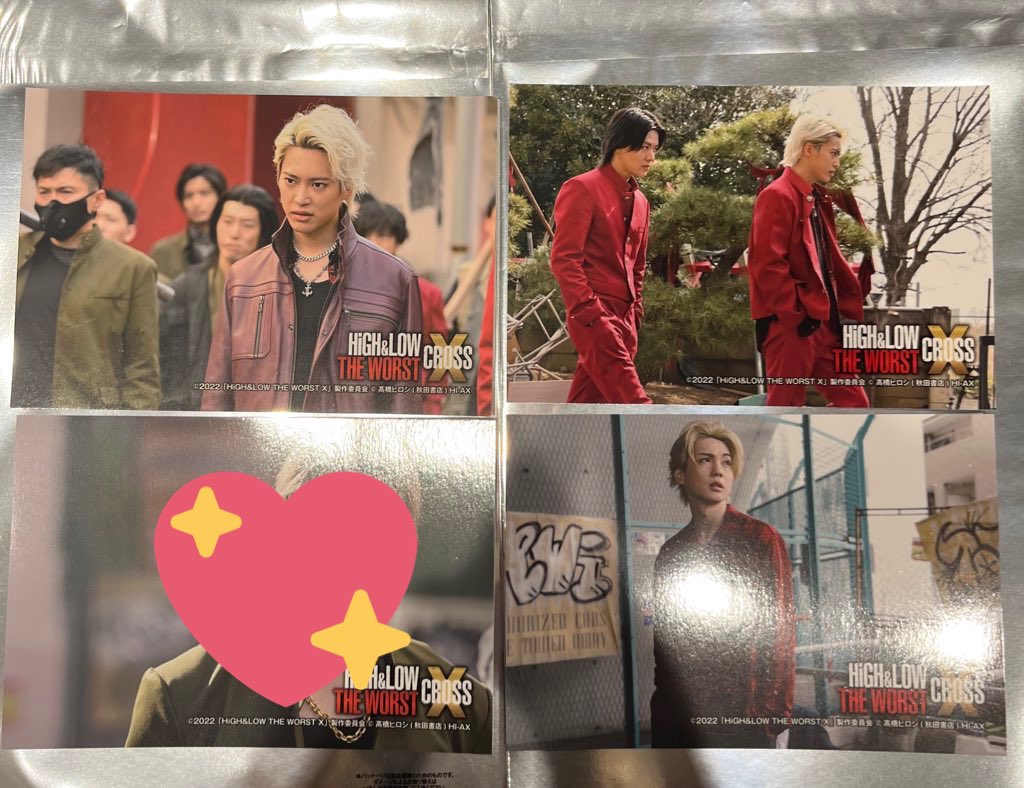 _xxluv_'s tweet photo. HiGH&amp;LOW THE WORST X ハイロー　ガチャ カプセル　交換　グッズ

譲→三山凌輝 藤原樹 鈴木昂秀 木村慧人 八木勇征 吉野北人 中本悠太 龍　陣　堀夏喜

求→長谷川慎　フォトカードネームバッジ優先

吉野北人、八木勇征と物によって2:1
25日夜会場で交換できる方優先

ポストカード　クリアファイル https://t.co/lyMh0CZTkX