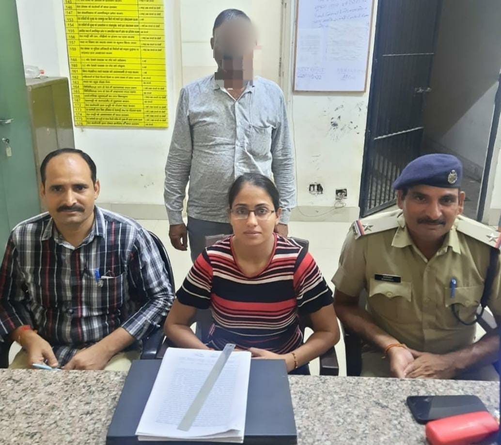 rpfnrdli's tweet photo. @RPF_INDIA @NRRPF #RPF Shakurbasti arrested one person who was doing illegal business of E-ticketing through IRCTC website &amp; Seized tickets worth Rs-63,211/- under #OperationUplabadh. https://t.co/T4p8sDiT7D