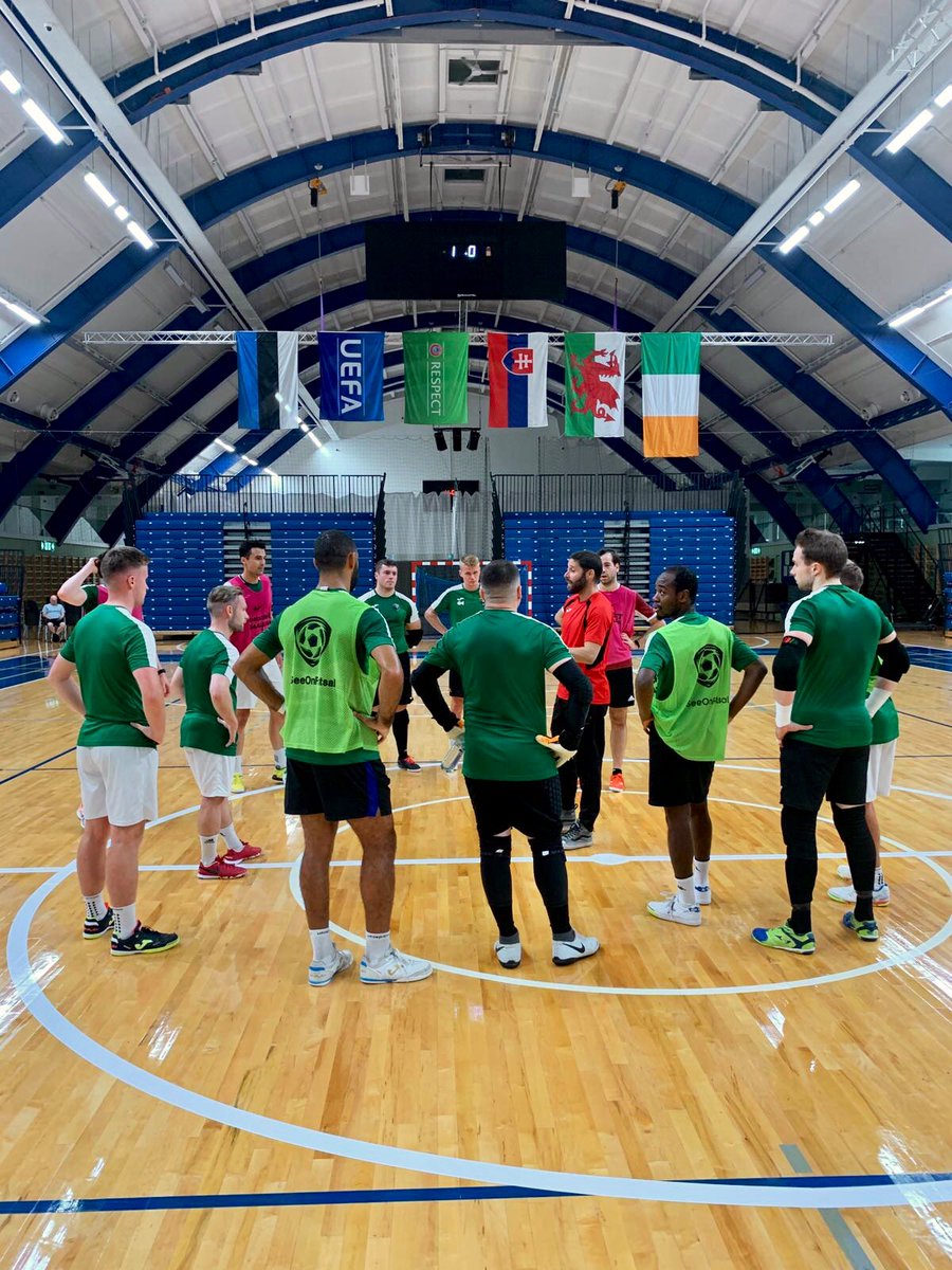 Lee Jones tweet media