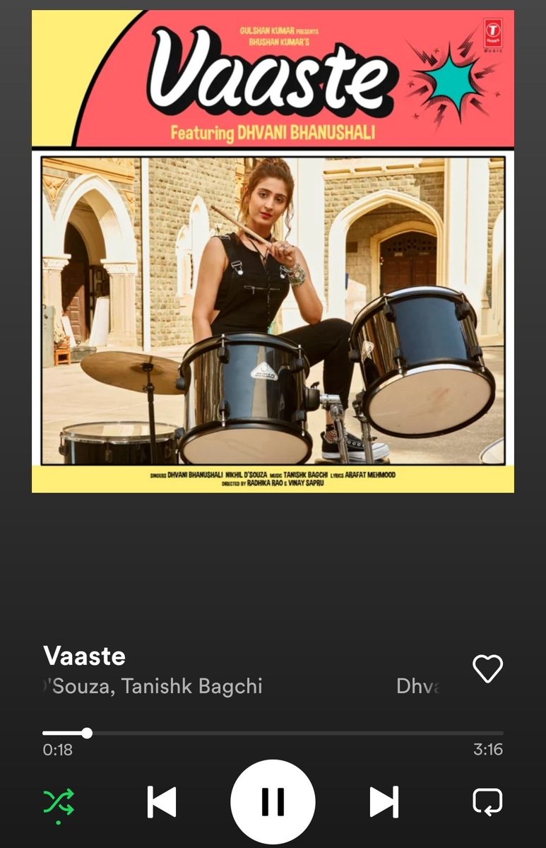 Is that Yamunai aatrile tune in vaaste song's prelude music ?? 

Oruvela ennaku Mattum dhan appdi theridho? 🤔

#vaaste #yamunaiaatrile #ilaiyaraaja #dhavanibhanushali