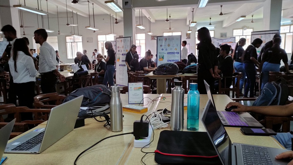 RajAryan0070's tweet image. And so it begins

#SIH2022 
#MoeInnovationCell
#SoftwareEdition 
@AICTE_INDIA 
@EduMinOfIndia