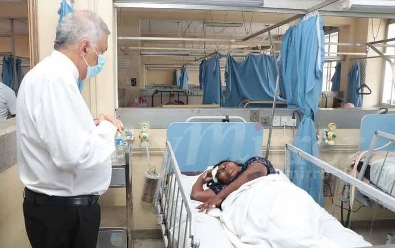 NewsCurrySL's tweet photo. 'It's Just Like How Amputation Leads To Weight Loss,': Ranil To Claim Credit For Import Restriction Led Trade Surplus. #lka #NewsCurry https://t.co/Hvn3Hl1Zsd