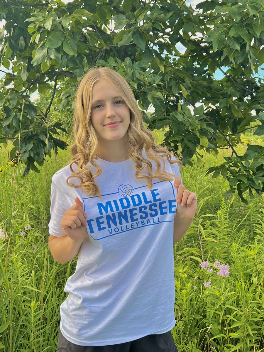 Andi Spies
🏐: Setter
⬅️: Capital Volleyball Academy
➡️: Middle Tennessee State University
Congratulations, Andi!