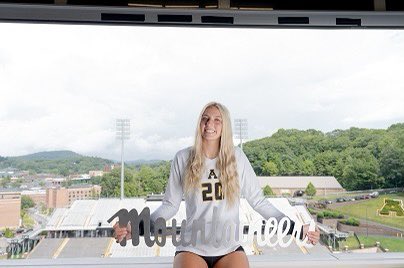 Maddie Smith
🏐: Outside
⬅️: Carolina Union Volleyball Club
➡️: Appalachian State University
Congratulations, Maddie!
