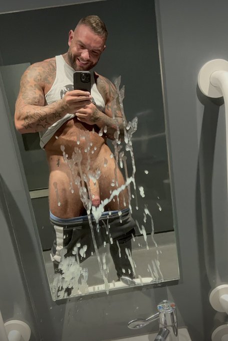 I made a terrible mess all over my mirror. Who wants to lick it up? 👅  #cumdrenched https://t.co/MH1<a href="/tag/cumdrenched"class="tags"><span>#cumdrenched</span></a>