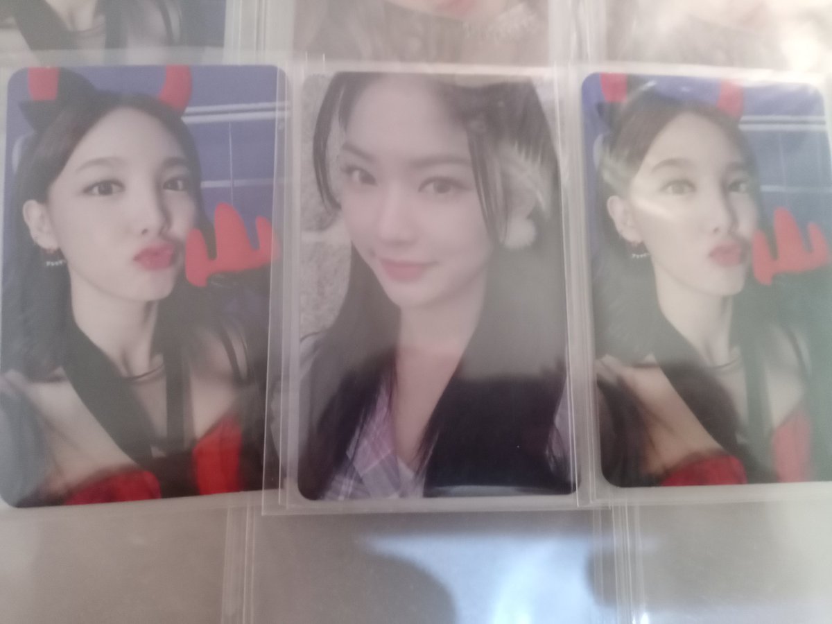 Minaringpop's tweet photo. want to sell | wts (kindly help rt) 

1. NAYEON DEVIL 2PC DAN ISA LD YL 

🛒 310k (splitpay sisain 10K) 

📍tangsel 
 
  ‼️‼️‼️‼️NO FOR SENSITIF BUYYER ‼️‼️‼️
t. nayeon devil https://t.co/EthTV6ThsP