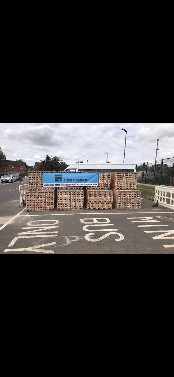 ConstructionFE's tweet image. Massive thanks to @ForterraUK from us here @NottmCollege #construction for their foc materials to train our future #bricklayers very much appreciated. #greatsupport #brickies #apprentices #greatresources