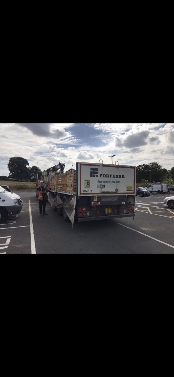 ConstructionFE's tweet image. Massive thanks to @ForterraUK from us here @NottmCollege #construction for their foc materials to train our future #bricklayers very much appreciated. #greatsupport #brickies #apprentices #greatresources