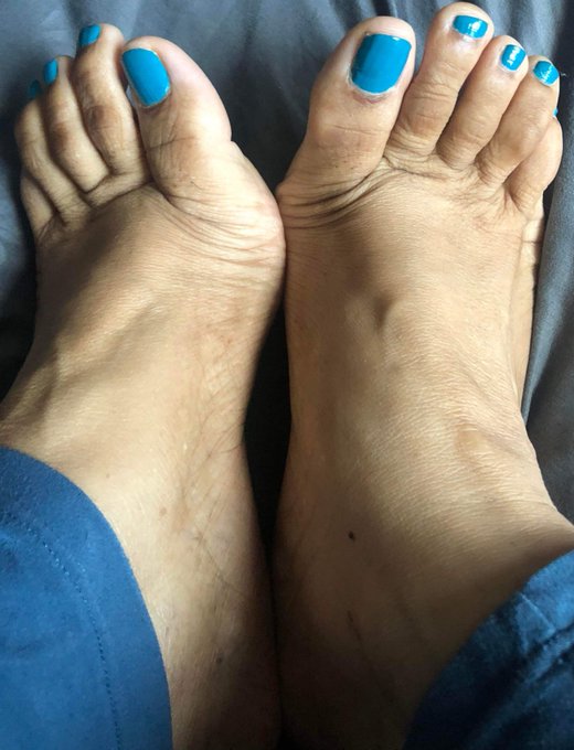 Definitely fucking these this week https://t.co/uSQ2fKZZUS<a href="/tag/footslave"class="tags"><span>#footslave</span></a><a href="/tag/toesucking"class="tags"><span>#toesucking</span></a><a href="/tag/footmodels"class="tags"><span>#footmodels</span></a><a href="/tag/worshipmyfeet"class="tags"><span>#worshipmyfeet</span></a>