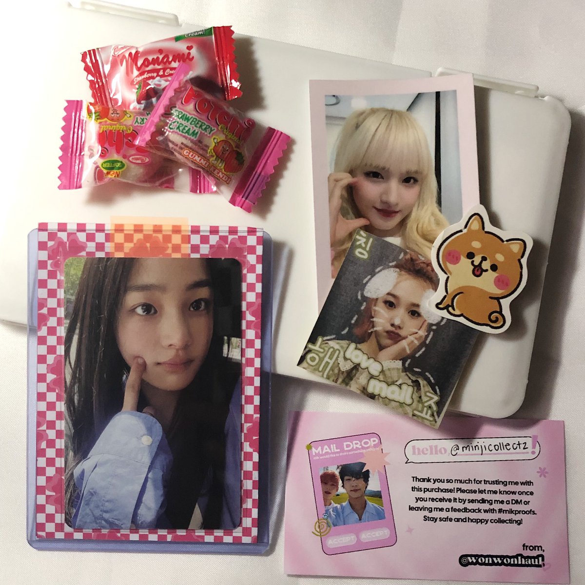 minjicollectz's tweet photo. ΰ³ββ· #tinesmails ΰ§ β§βΛ π΅ β
β°ββ€ happy mail from @wonwonhaul !
: hello ! thank you sm for letting me adopt minji poke cheeks and for the freebies hehe β» she arrived safe and secured ! also thank u to ate pia for the reto π #mikproofs https://t.co/YHKtah820c