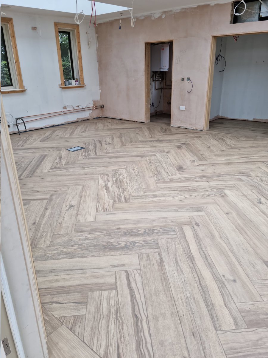 Urbane Tiling Ltd tweet media
