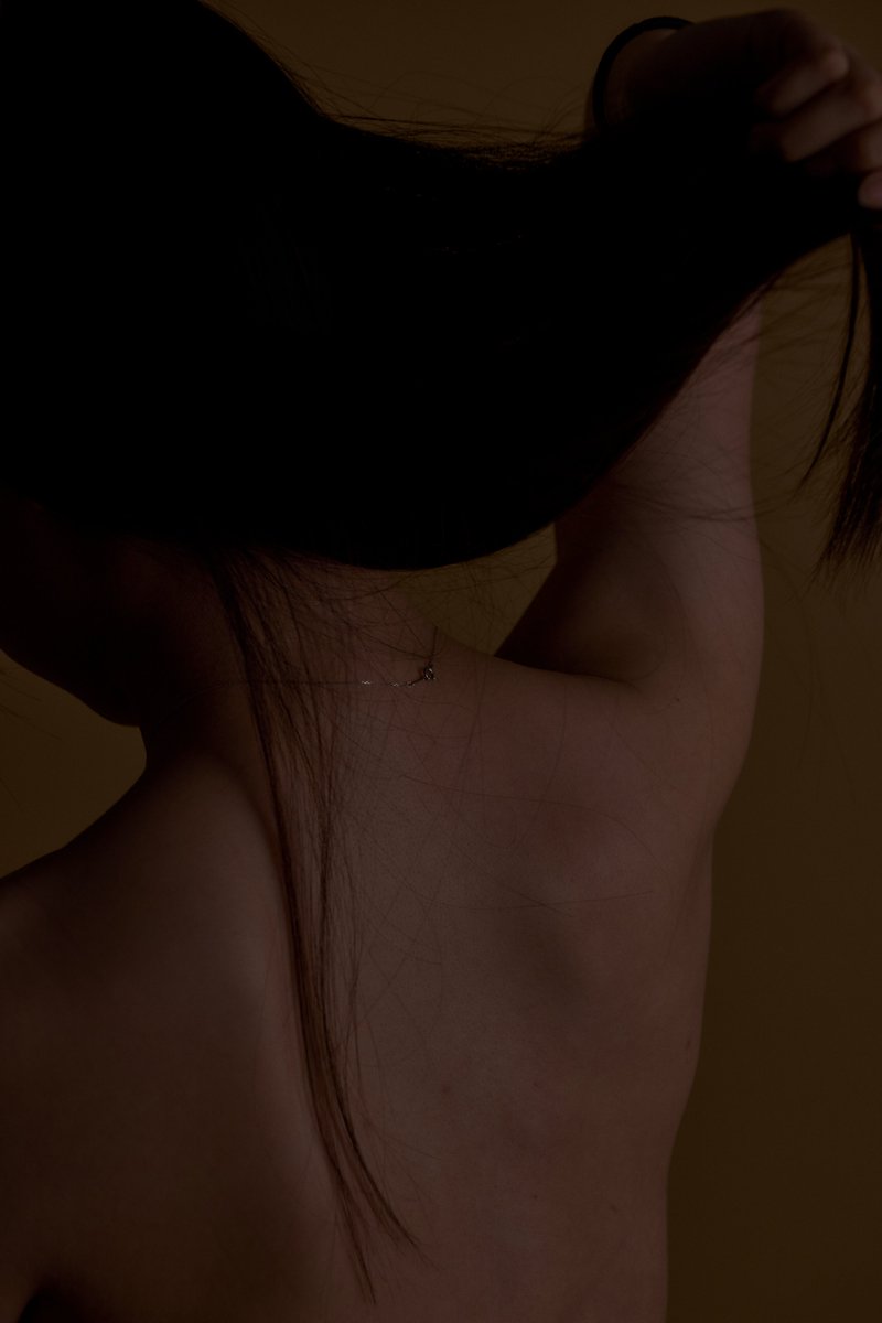 kissaten's tweet photo. 背中撮りました
#profoto @profoto @profotojapan #profotob1x
https://t.co/ndHpjjOeuX https://t.co/vkMMuvHSmM