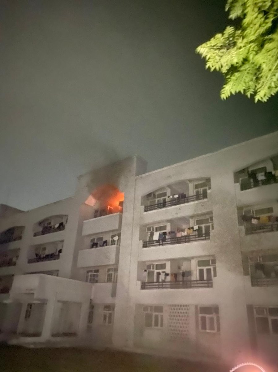 freergnul's tweet photo. The past week in news at #RGNUL. An air-conditioner burst into flames at the Girls' Hostel in the middle of the night. Students were asked to "write a complaint in the register". At 3 am. While the fire was starting to grow. 👏 #freeRGNUL @BhagwantMann https://t.co/j1a0F2CRwP