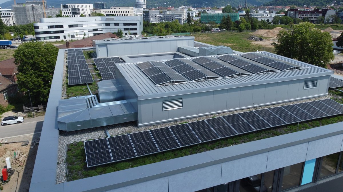 ERNW_ITSec's tweet photo. #Sustainability is an important topic for #ERNW. Our photovoltaic system does not only provide electricity for our offices and data center, but also for charging E-Bikes and electric cars. https://t.co/TBFETWCnOX