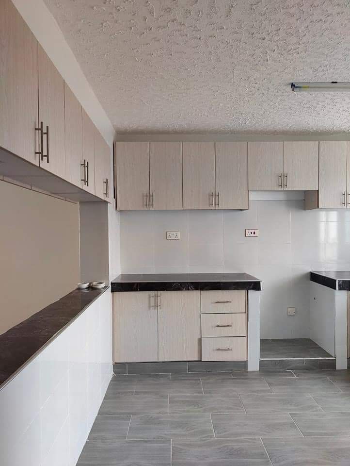 MaweyProperties's tweet photo. Winners Apartment in Tena Estate
NOW LETTING
✅Well lit and spacious rooms
✅Master bedroom is ensuite
✅ Back-up generator for the lift and common areas
✅ Internet connectivity 
PriceOnebedroom - Ksh 22,000 
Two bedrooms
Small -Ksh 30,000
Big - Ksh 33,000
📞📱📞
0718659172 https://t.co/lWXWSLpA2L