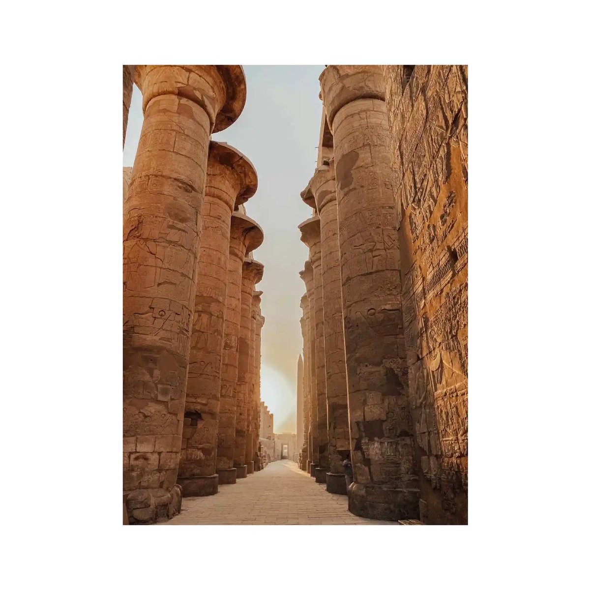 sushmibhaduri28's tweet photo. TRAVEL OPENS YOUR HEART,
BROADENS YOUR MIND AND
FILLS YOUR LIFE WITH STORIES TO TELL ❤️🇪🇬🖤 @ExperienceEgypt
#VisitEgypt #VisitCairo #Egypt #Cairo #PyramidOfGiza #VisitPyramidOfGiza #ExperienceEgypt #IndianInEgypt #TravelWithLove ⭐️🤗 2/2 https://t.co/2LQ7fC1Kgx