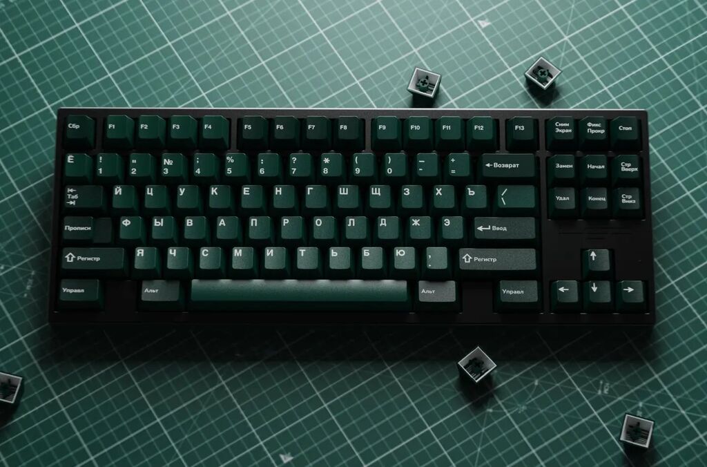 Last call for GMK Taiga!
Ends tonight

Set by @pb_oggi
Artisan by @hibi.mx

#taiga #keycaps #mechkeys #keycaps #deskgoals #workfromhome #workstation #pcbuilds #computersetup #cherrymx #pcgamer instagr.am/p/ChlTpuqsHMi/