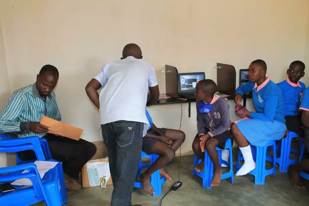 educhildug's tweet photo. August is holiday time for school going children in Uganda. 

Through our STEM education project, are impacting these young stars with the opportunity to to study computer during the holidays.

Learn how you can support at https://t.co/WMOXjKVoSW

#EducateAChild
#STEMeducation https://t.co/VEhBcaFCdn