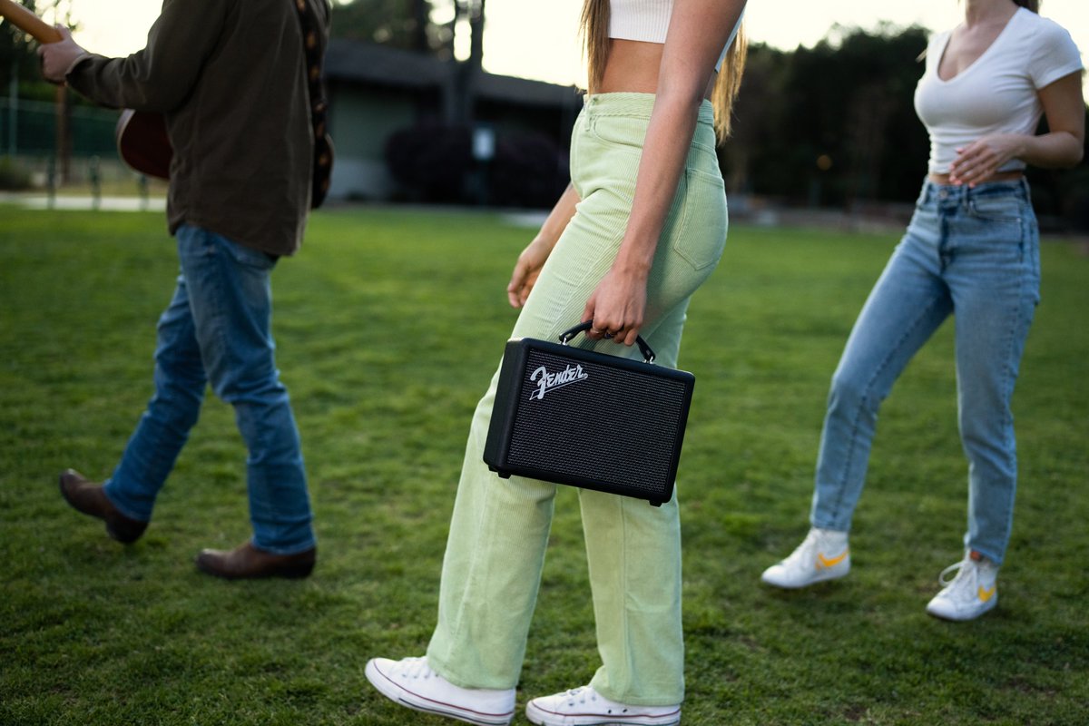 EXPANDCE's tweet image. Meet FENDER AUDIO™ whose products deliver the best sound that only Fender® knows, directly to your ears. FENDER AUDIO™ developed a family of products that continue the legacy of sonic performance and innovation. Schedule a meeting @IFA_Berlin  today! Hall 20, booth 343 #IFA2022