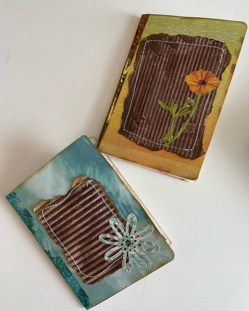 LeonasDesigns's tweet image. #MiniNotebooks from #Scraps #JunkJournalWeekly hosted by @helenjeannedesigns 
#junkjournalephemera inspired by Natasa  @treasurebooks03