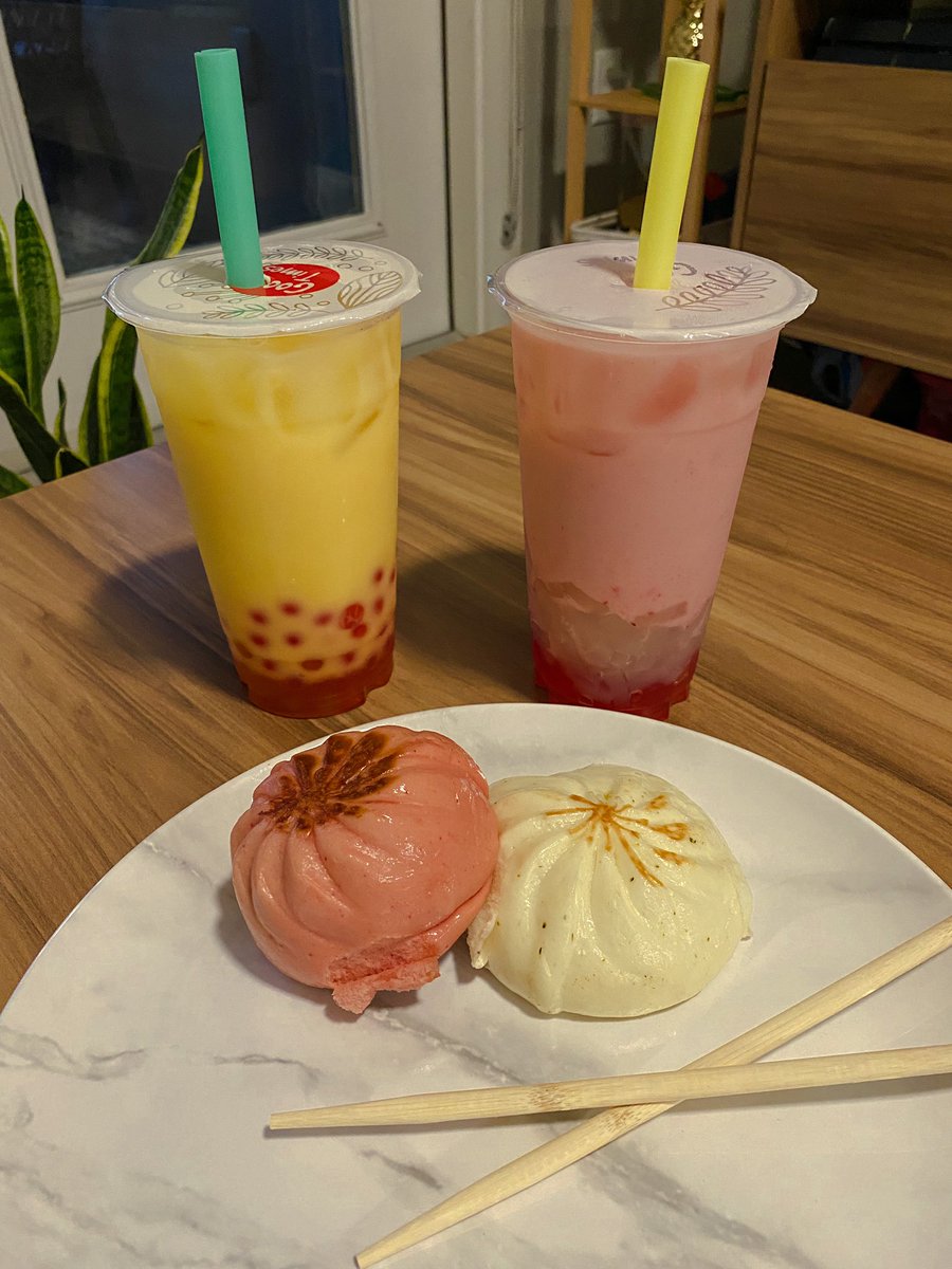 kyra_koko's tweet photo. Celebrating #NationalBaoDay 🤍😋 https://t.co/UY7j0XeIVj