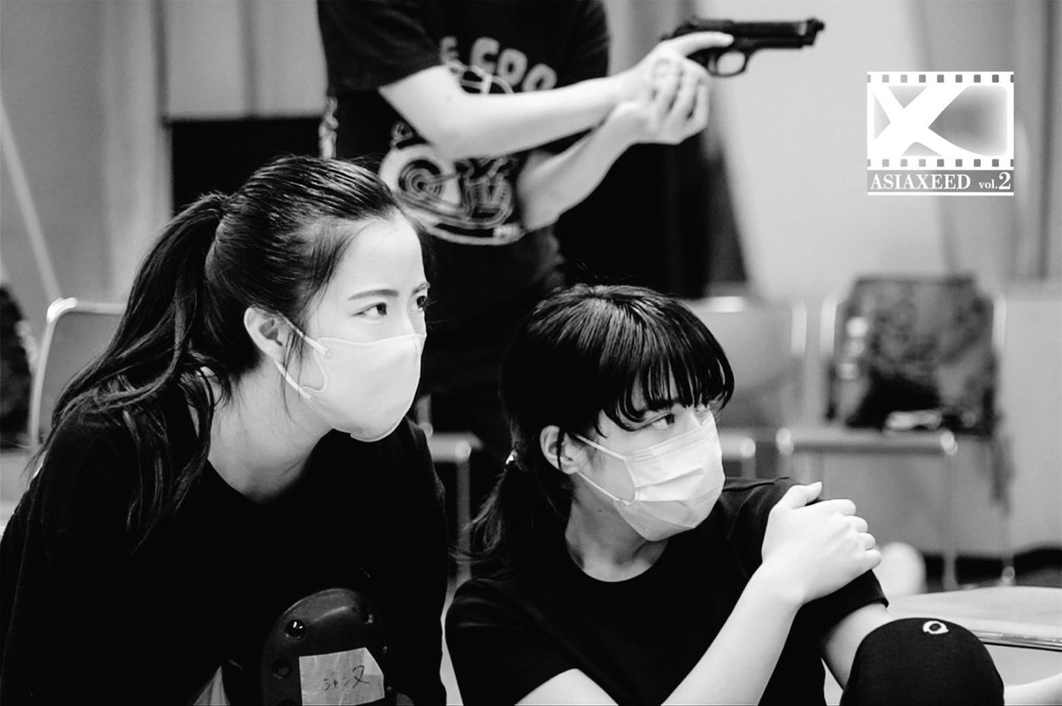 AsiaXeed's tweet photo. #舞台『THE RAIN #アプサラスの落涙』
本番まであと２週間‼️

稽古を重ねるにつれて
日に日に凛々しくなっていくキャストの顔。

沢山悩み、それでも前向きにもがいて答えを出そうとする毎日。

それは何より、今この瞬間にお客様に伝えたいこの想いを届ける為です。

#AsiaXeed
#KFRONT 
#アクション https://t.co/fWLftC1j0R