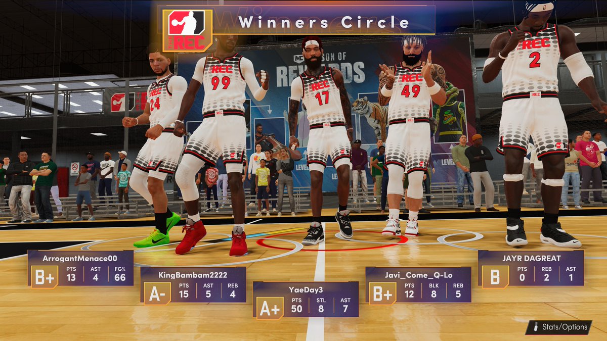 YaeDay_'s tweet photo. #PS5Share, #NBA2K22 tireless defender is a cheat code https://t.co/gWVBxjknbt
